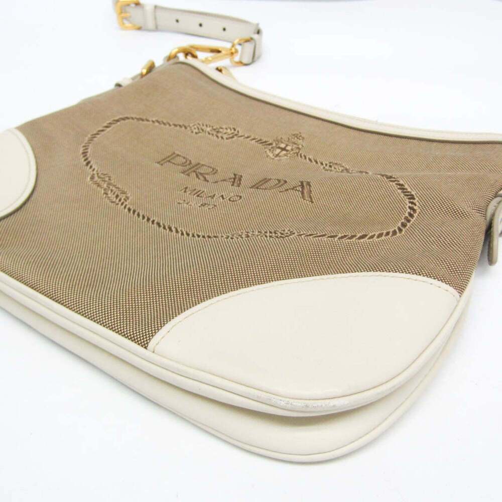 PRADA Cream Leather Shoulder Bag - Picture 4 of 14